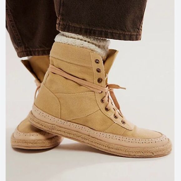 NWOT Free People Canvas High Top Shoes. - Picture 1 of 11